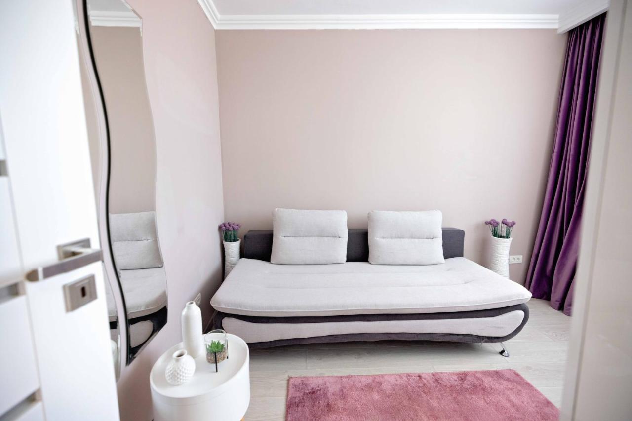 Joyful Apartment Timisoara Esterno foto